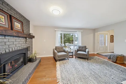 2 Elm Court, Oro-Medonte, ON L0L 2E0