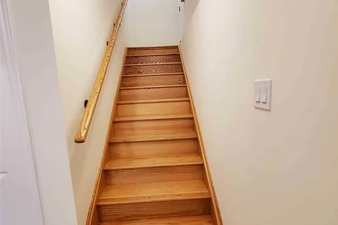 62 Bannister Road, Barrie, ON L9J 0L7