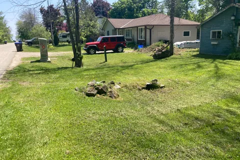 14 Barbara Avenue, Oro-Medonte, ON L0L 2E0