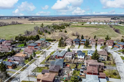 40 Grasett Crescent, Barrie, ON L4N 6Z6
