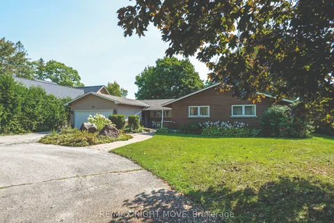 18 Maple Drive, ON L3V 3W2