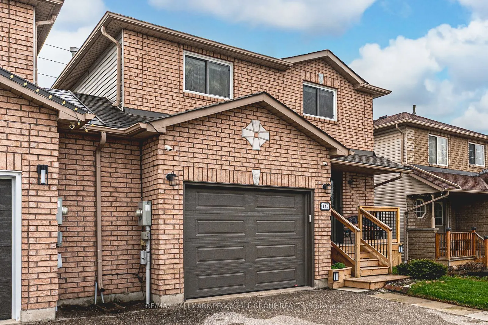 147 Nathan Crescent, Barrie, ON L4N 0S5