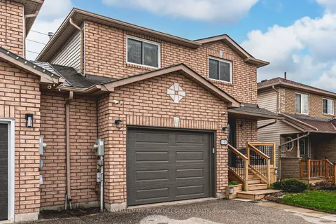 147 Nathan Crescent, Barrie, ON L4N 0S5