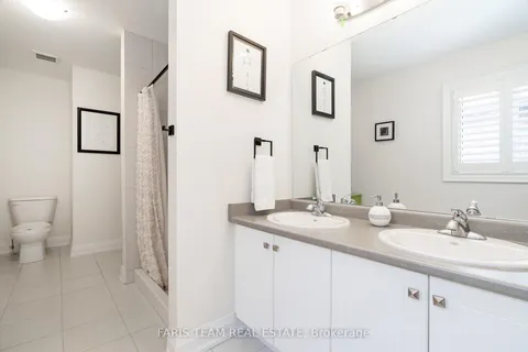 37 Muirfield Drive, Barrie, ON L4N 6J9