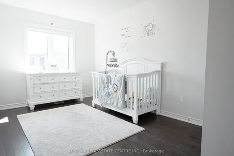 116 DURHAM AVE Avenue, Barrie, ON L9J 0L8