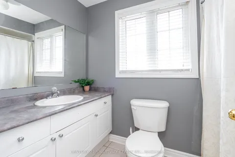 176 Dean Avenue, Barrie, ON L4N 0W1