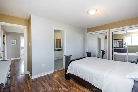 176 Dean Avenue, Barrie, ON L4N 0W1