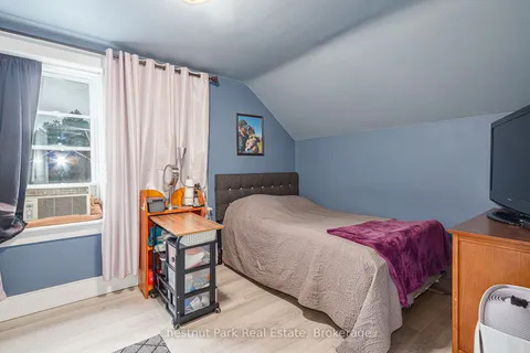 47 Market Street, ON L9Y 3M5