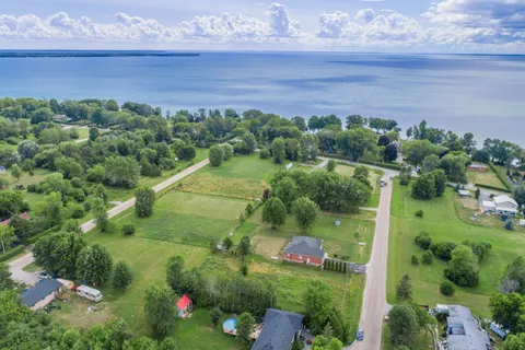 2900 Warren Road, ON L0K 1B0