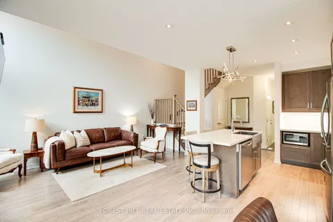 17 Gregory Avenue, ON L9Y 0Z5