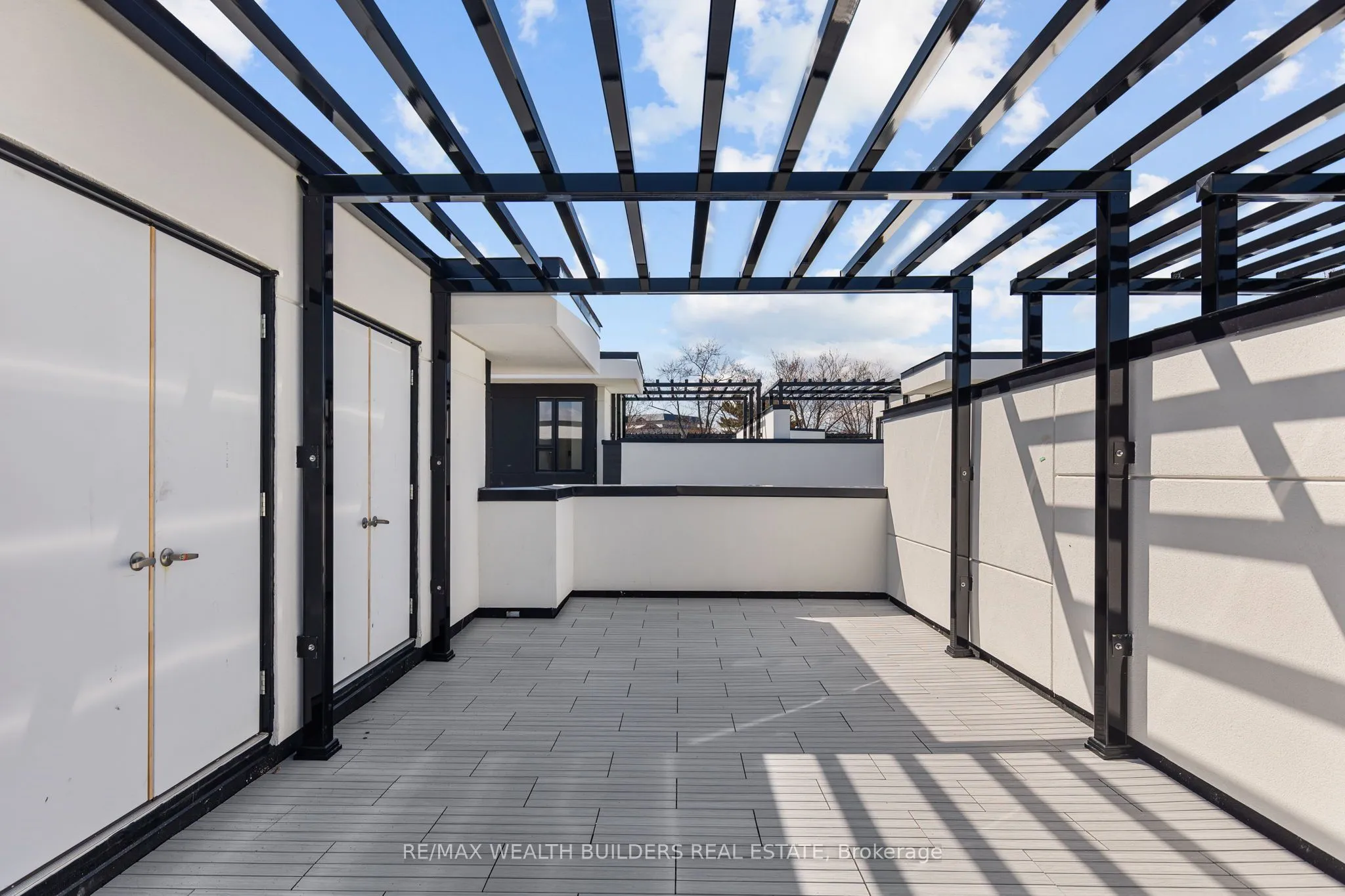 8 Mariners Pier Way, ON L3V 8P4