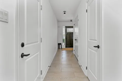 33 Foley Crescent, ON L9Y 3B7
