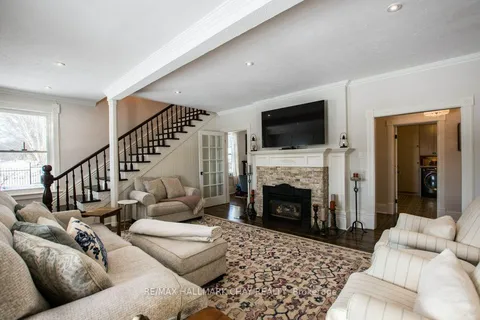 36 Shanty Bay Road, ON L4M 1C8