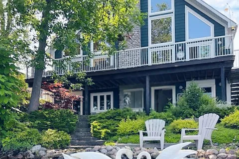 3931 MENOKE BEACH Road, ON L3V 0T9