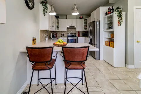5 Northview Crescent, ON L4N 9T3