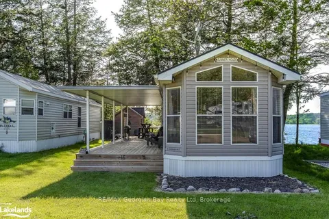 46 LAKESHORE Road, ON L4R 0B9