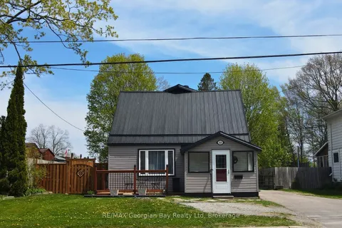 163 Eighth Street, ON L4R 4A7