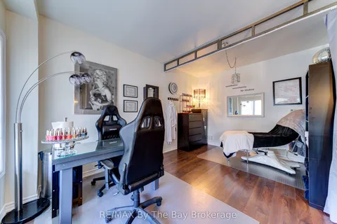 10 Mair Mills Drive, ON L9Y 0A8