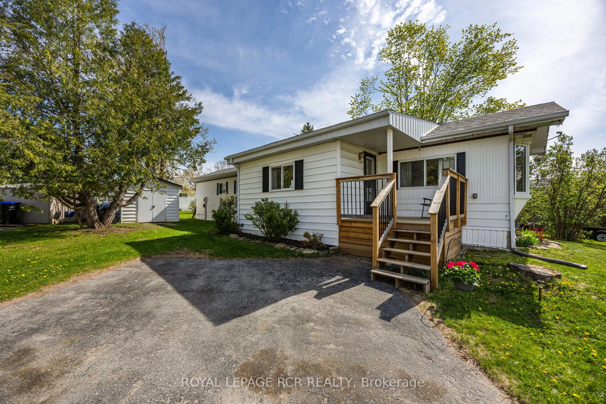 17 Balantrae Drive, ON L3V 0P9