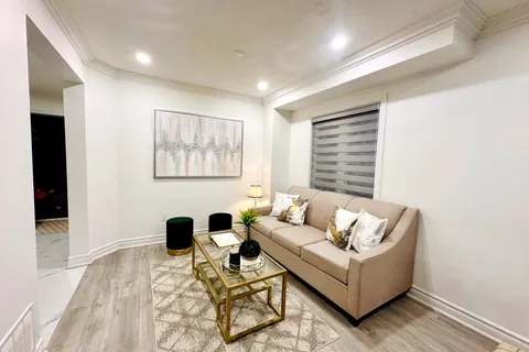39 Laidlaw Drive, ON L4N 7S2