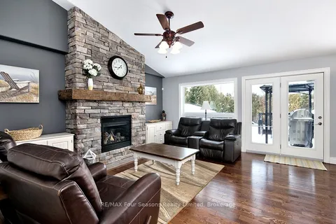 71 Broadview Street, ON L9Y 3Z1