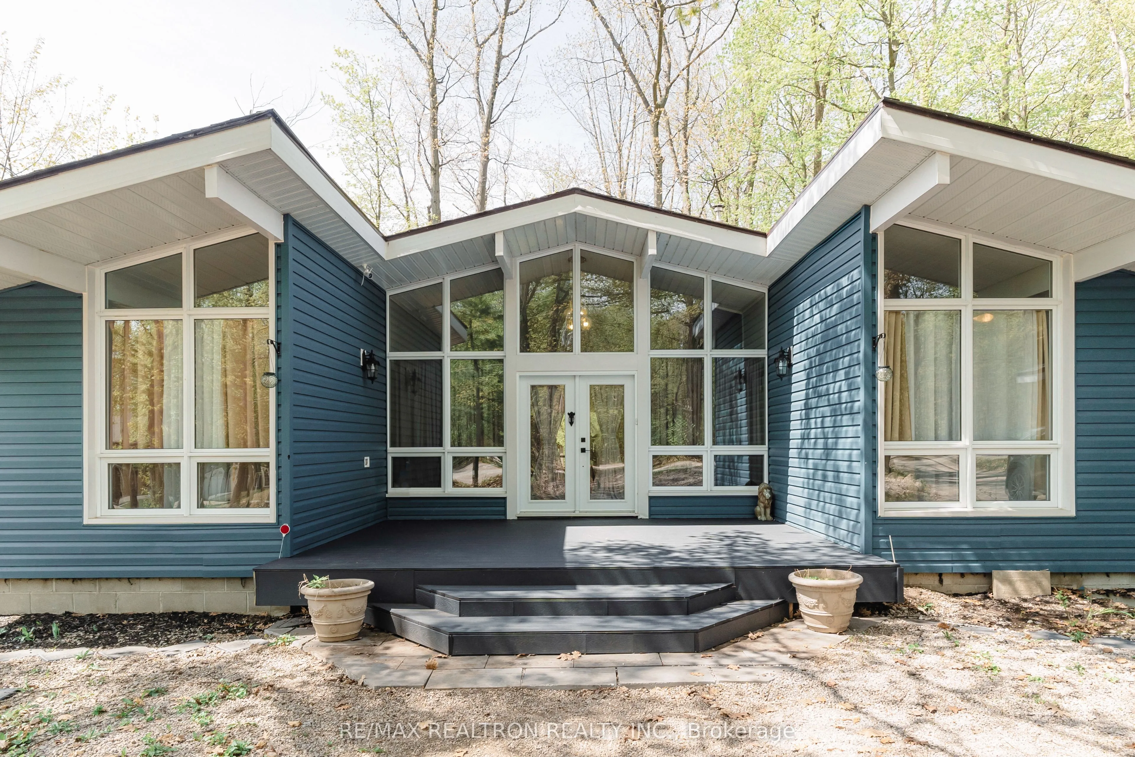 408 Curry Road, Midland, ON L4R 5H2