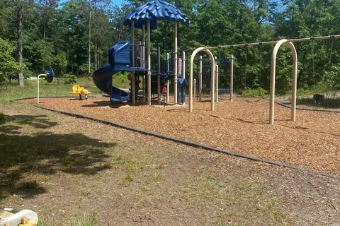 25 Tall Pines Drive, ON L9M 0H4