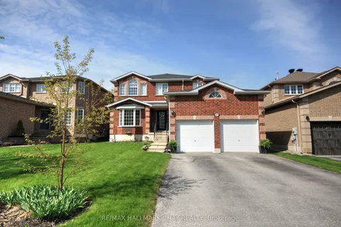 105 Crompton Drive, ON L4M 6N9