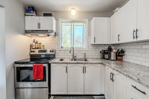 19 Korlea Crescent, ON L3V 7K3