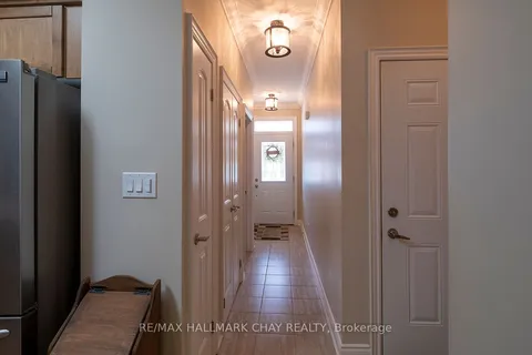 18 MAPLE Court, ON L0K 1E0