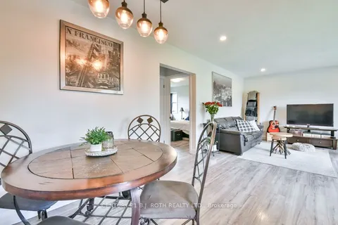 108 Nelson Street, ON L4M 4K7