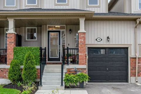 14 Bailey Street, ON L9Y 3W8