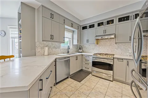 66 Penvill Trail, ON L4N 5C5