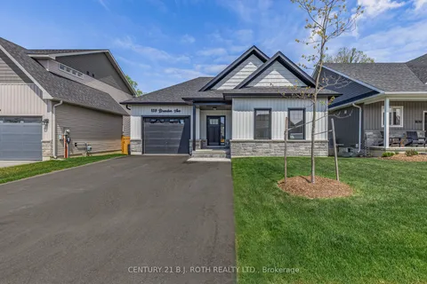159 Brandon Avenue, Severn, ON L0K 1E0