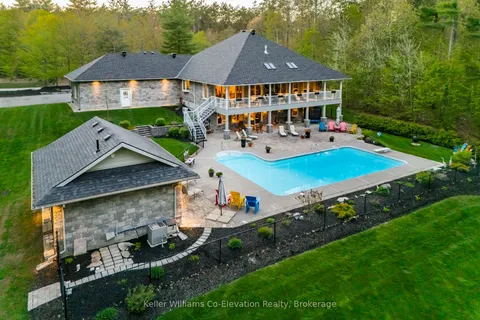 25 Copeland Creek Drive, ON L9M 0M3