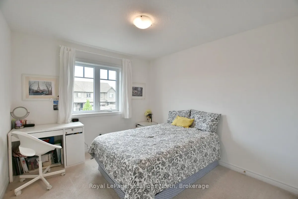 29 Archer Avenue, ON L9Y 3B7