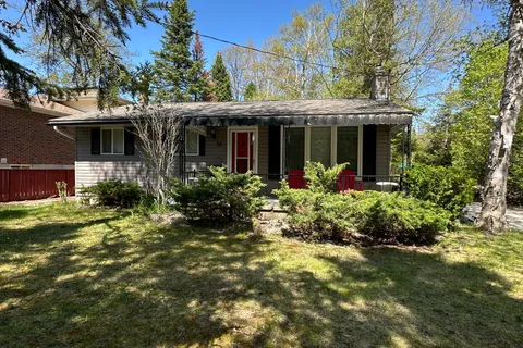 37 37th Street, ON L9Z 2B6
