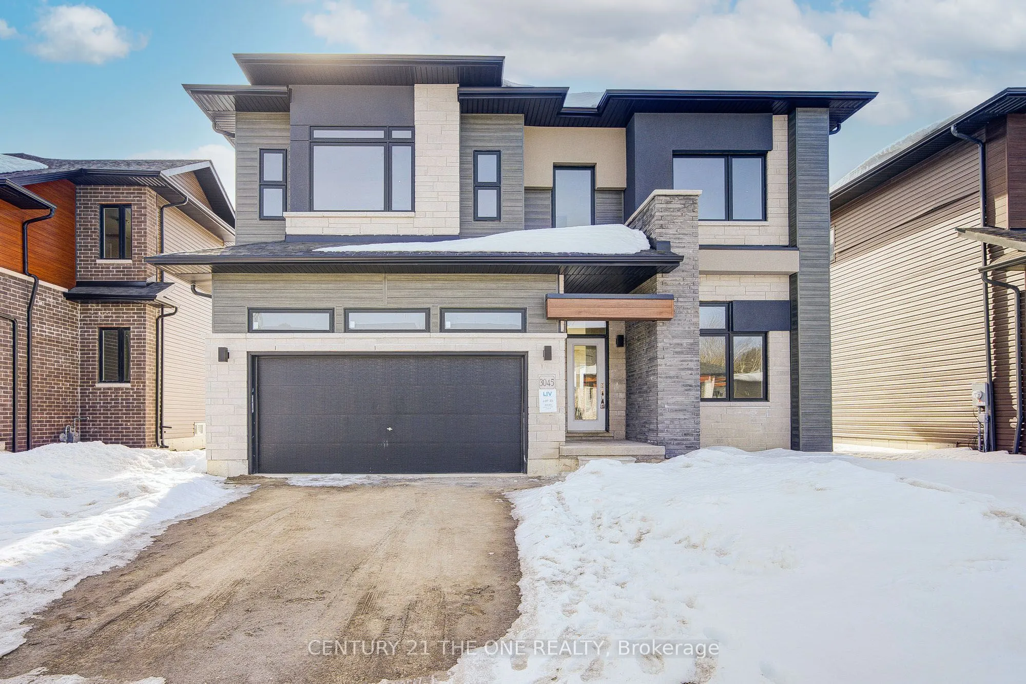 3045 Sandy Acres, ON L3V 8P9