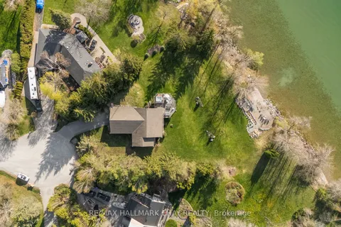 9 Blueridge Crescent, ON L3V 0K2