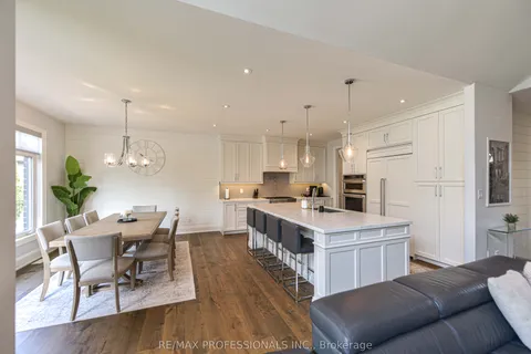 21 Boothby Crescent, ON L9X 0H1