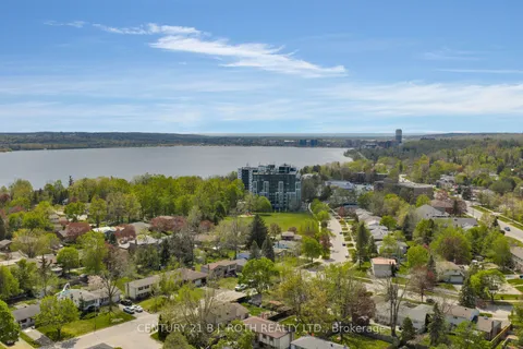 20 Chippawa Court, ON L4M 5N8