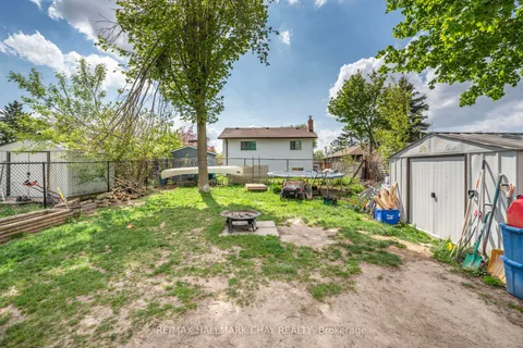 12 Bronte Crescent, ON L4N 5B7