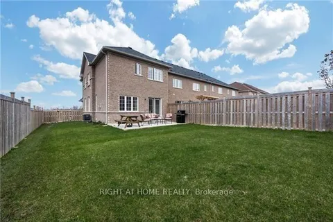 23 Snelgrove Crescent, ON L4N 6R6