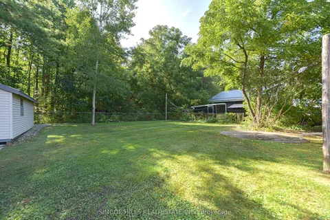 102 Line 15 Line, Oro-Medonte, ON L3V 8H5