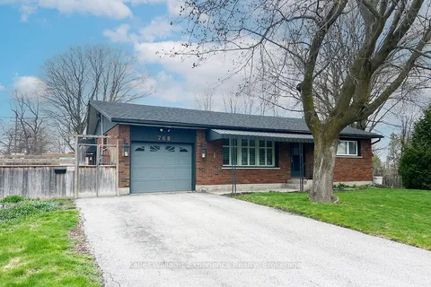 768 Bay Street, ON L4R 1M4