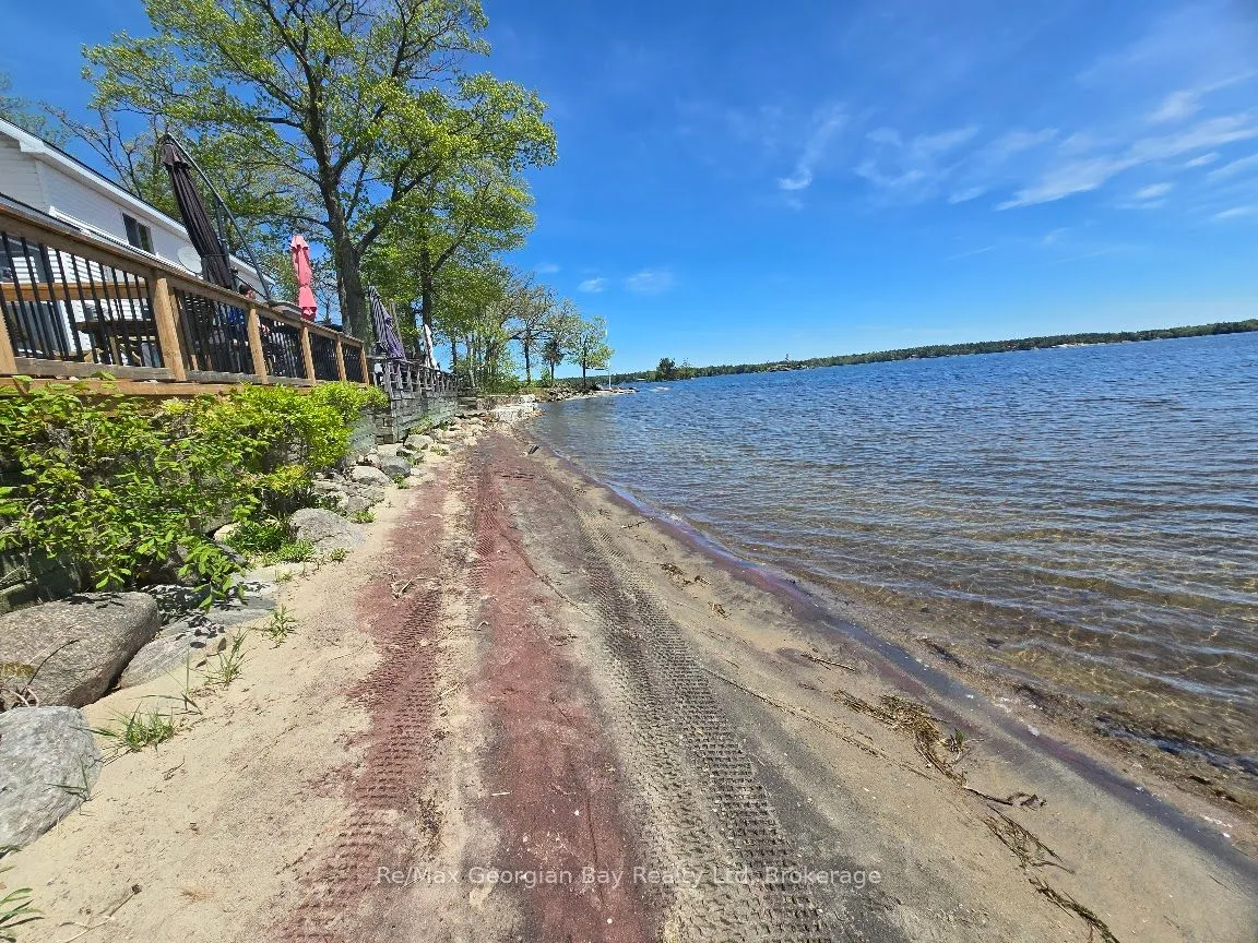 1230 GRANDVIEW LODGE Road, ON P0E 1N0