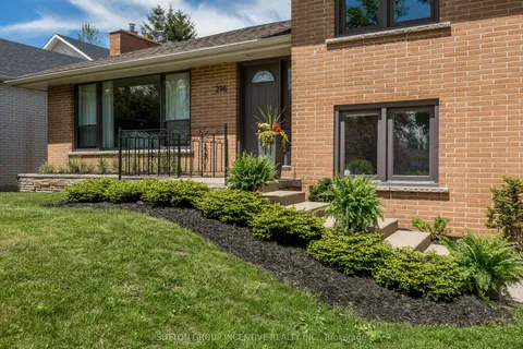 296 Codrington Street, ON L4M 1S8