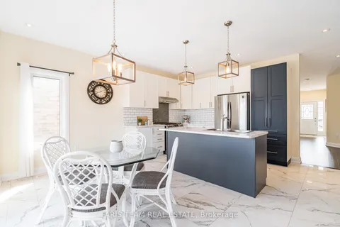 16 Hewson Street, ON L9M 0V7