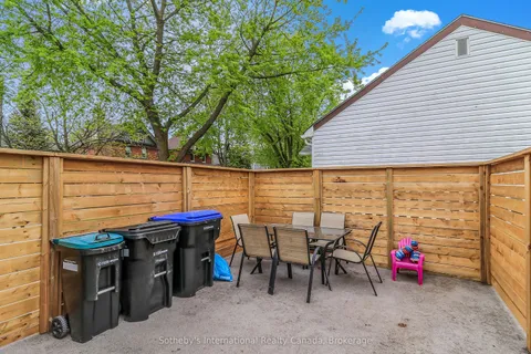 218 Fifth Street, ON L9Y 1X6