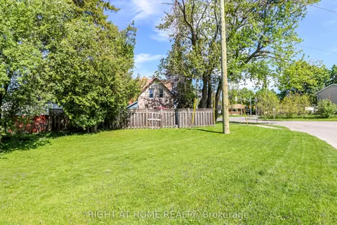 286 Duckworth Street, ON L4M 3X4